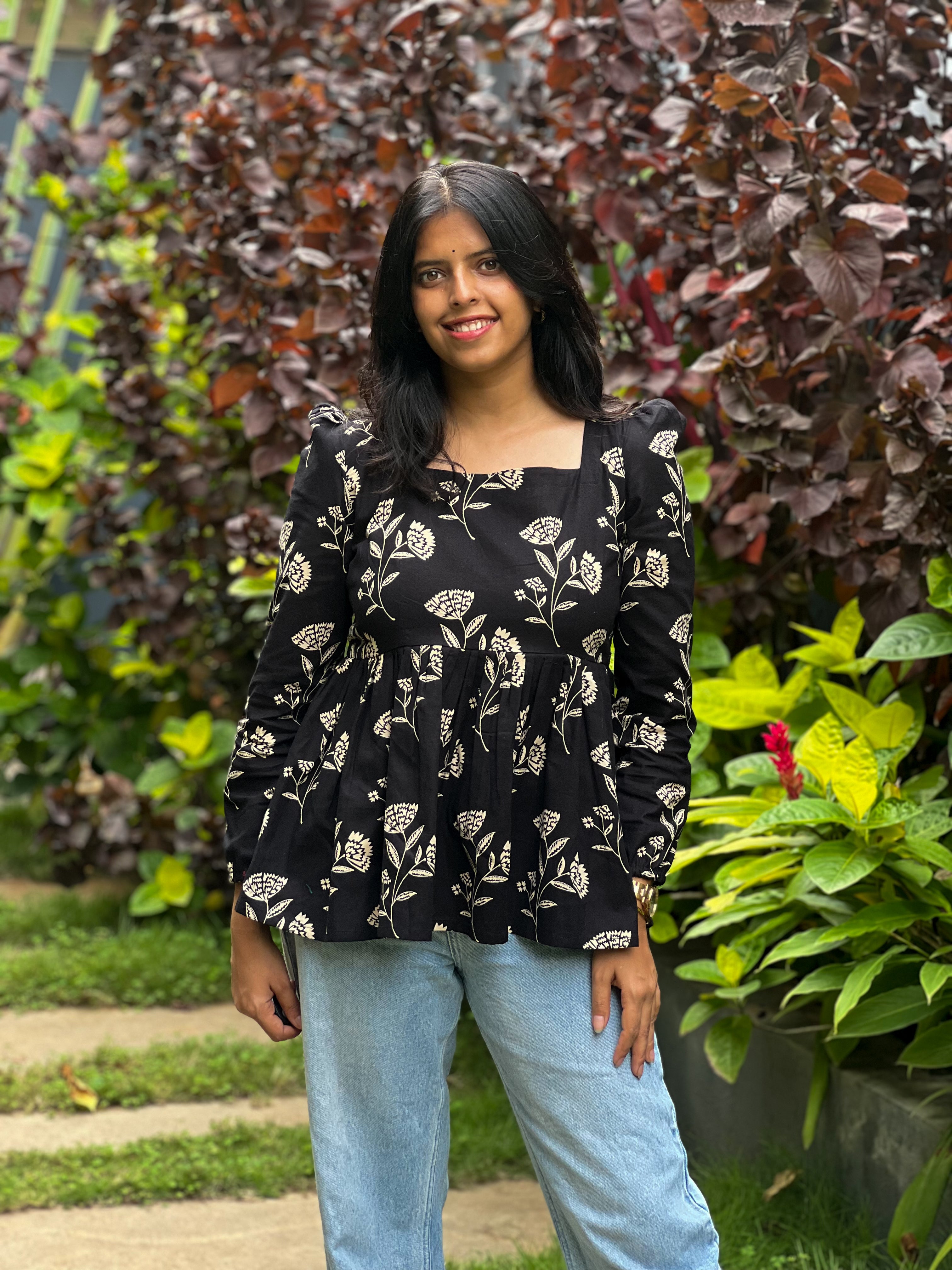 Hosanna - Black flex Cotton Top