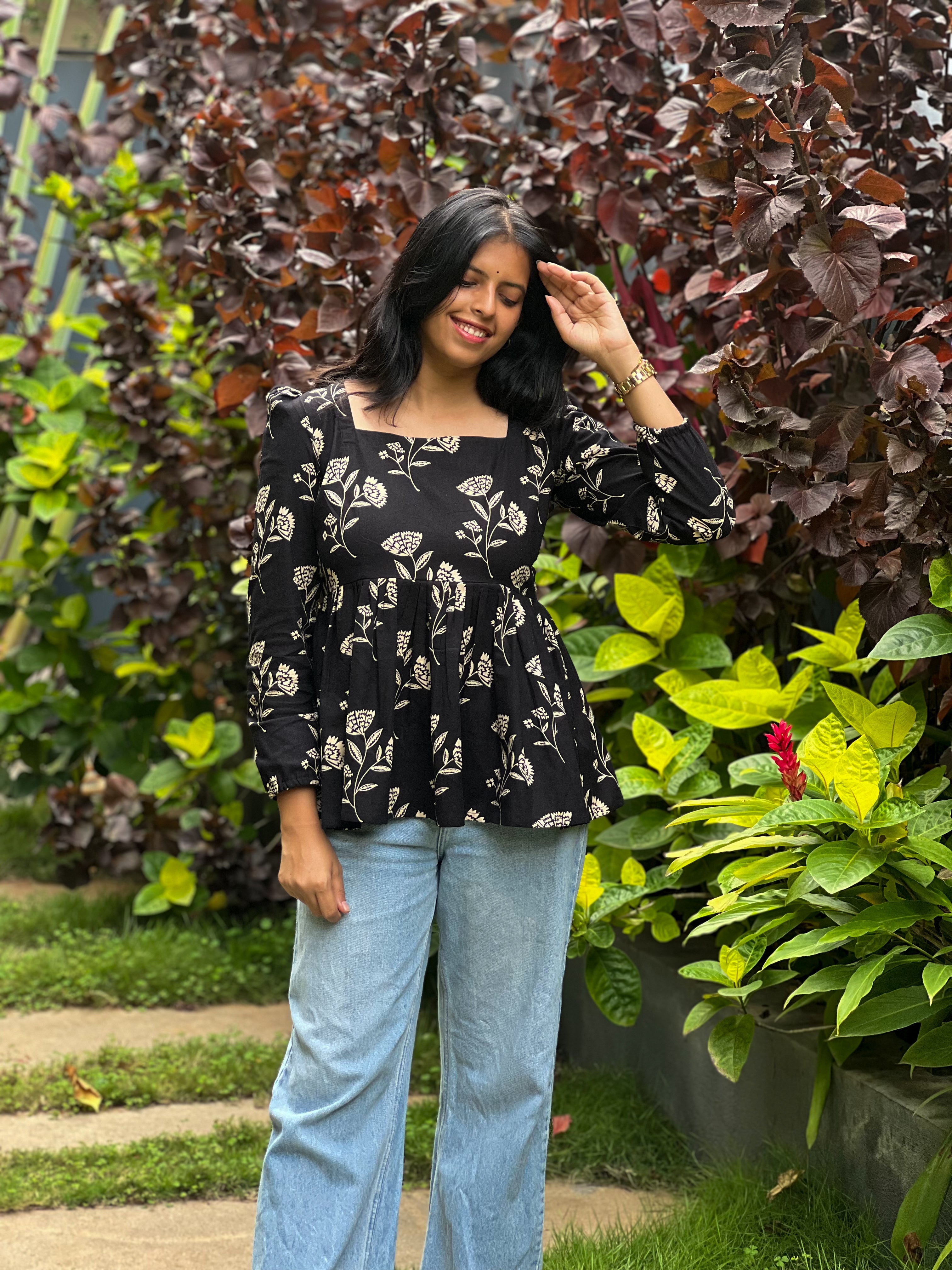 Hosanna - Black flex Cotton Top