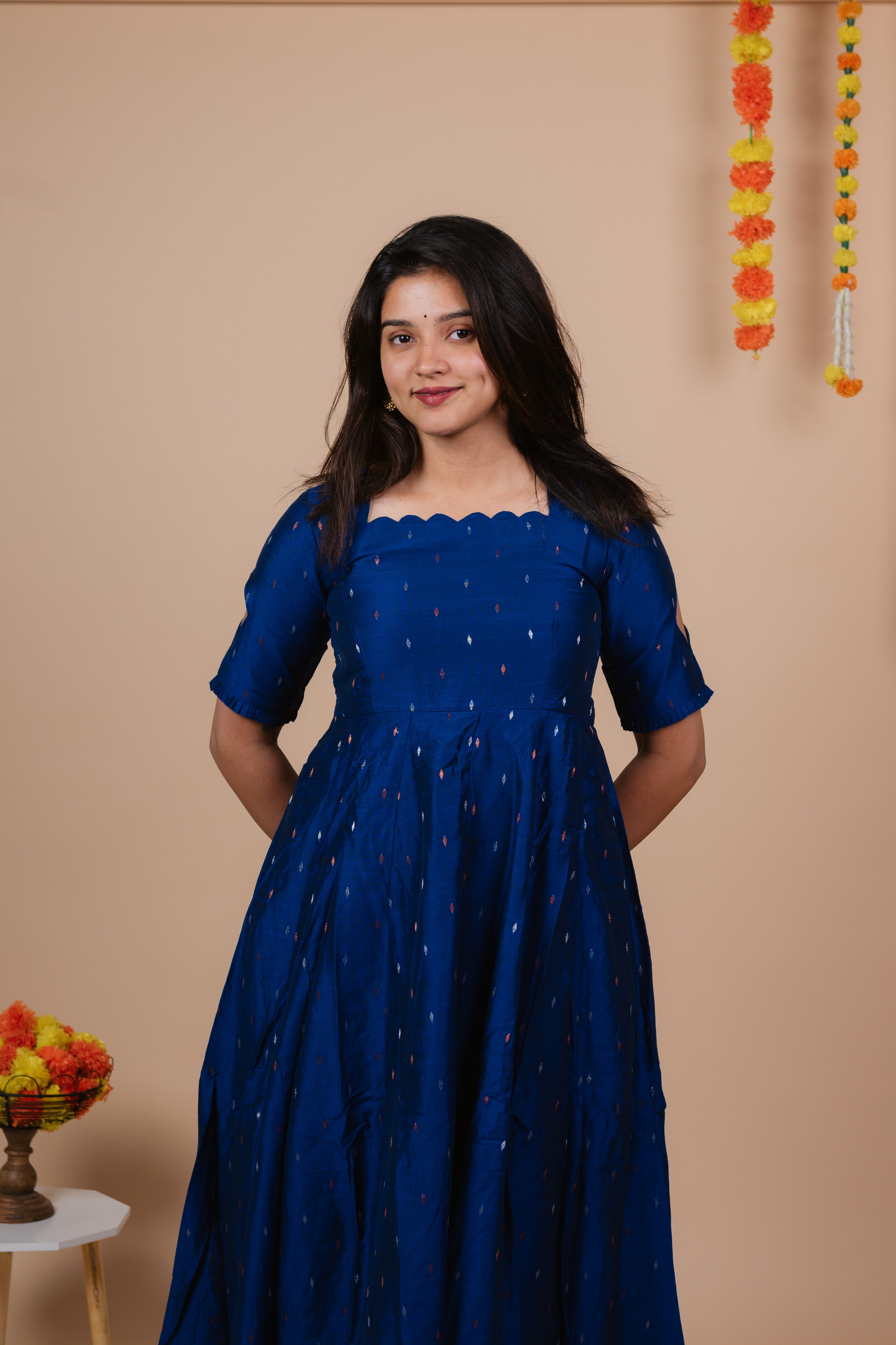 SAKHI - ROYAL BLUE