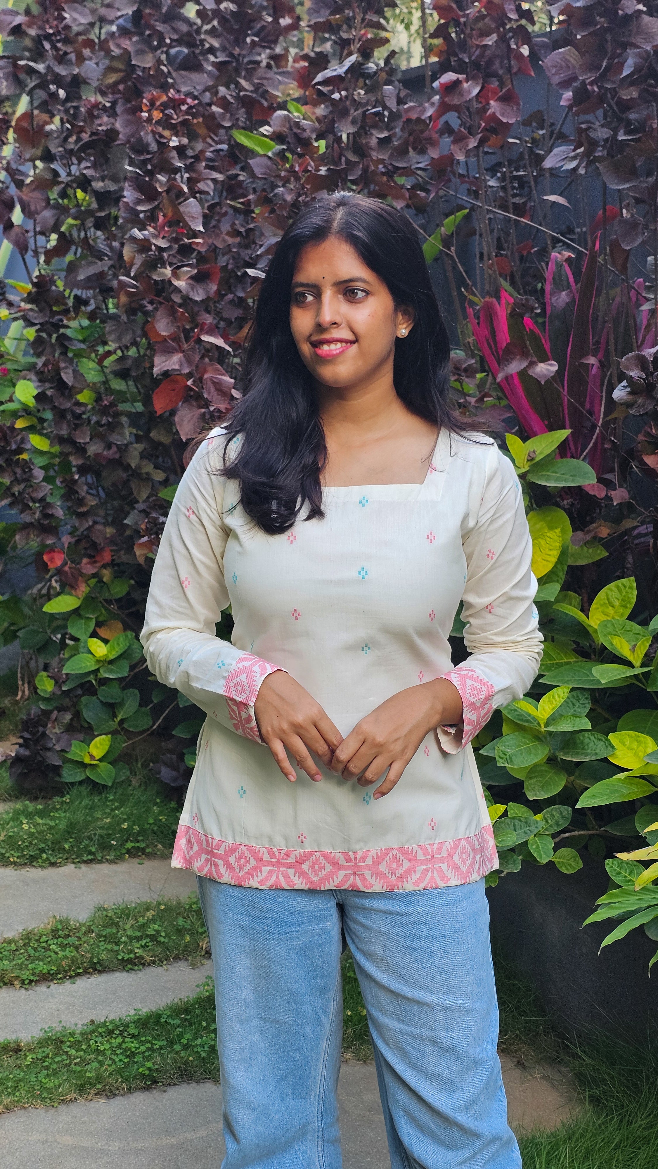 Kadali - Off-White Jamdani Cotton Top