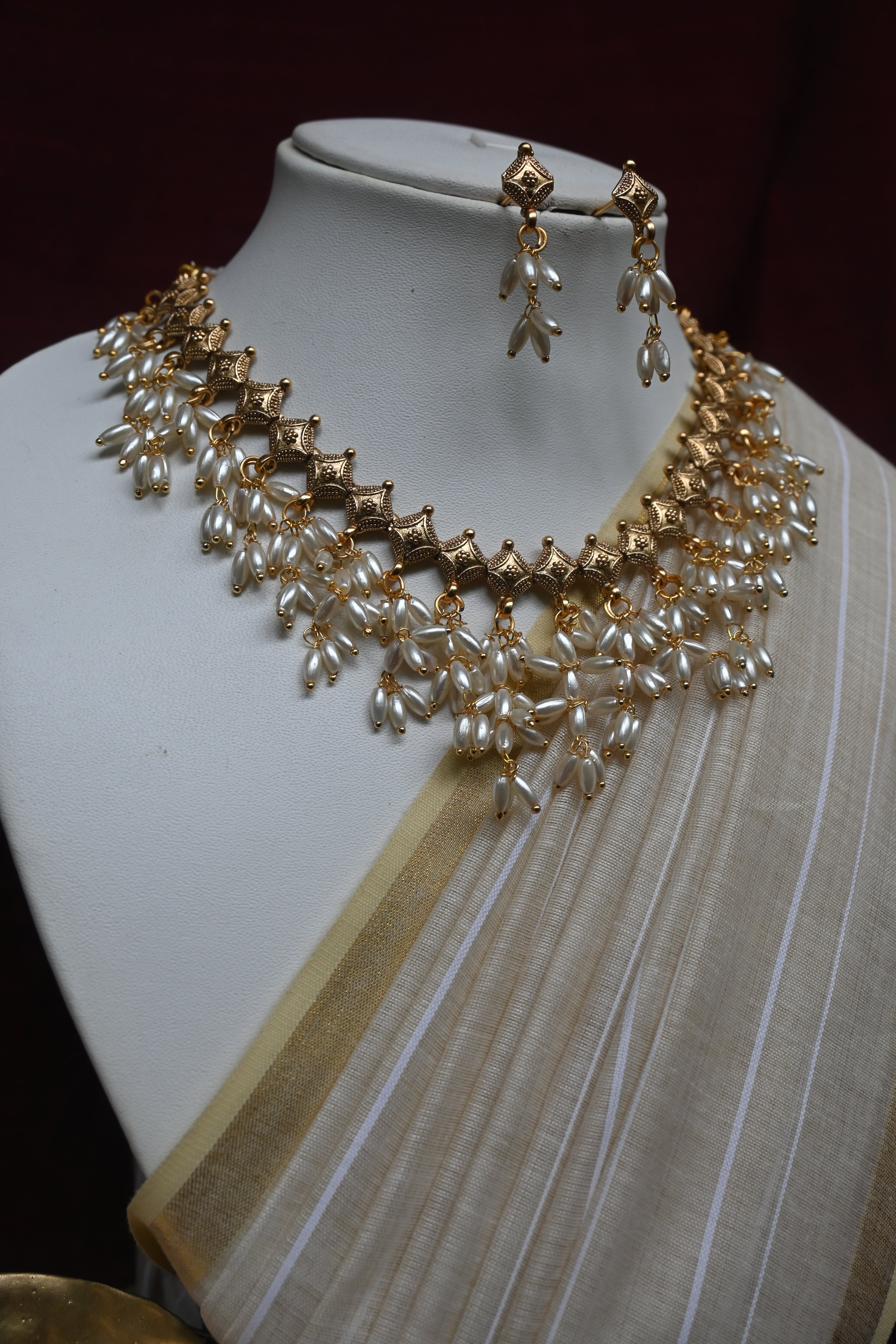 Mahima - Simple And Elegant Necklace Set
