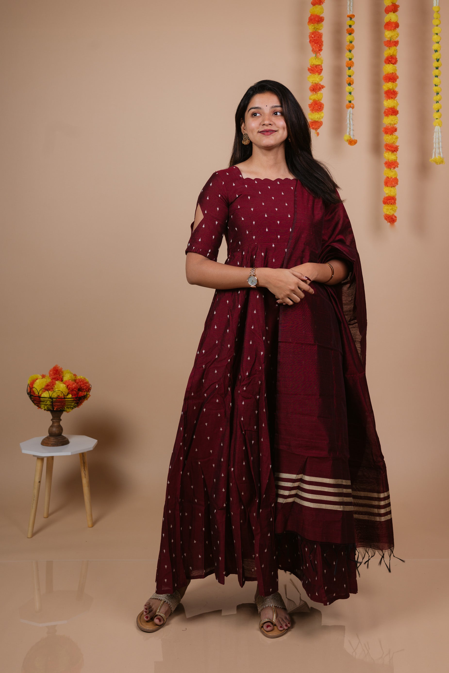 SAKHI - MAROON