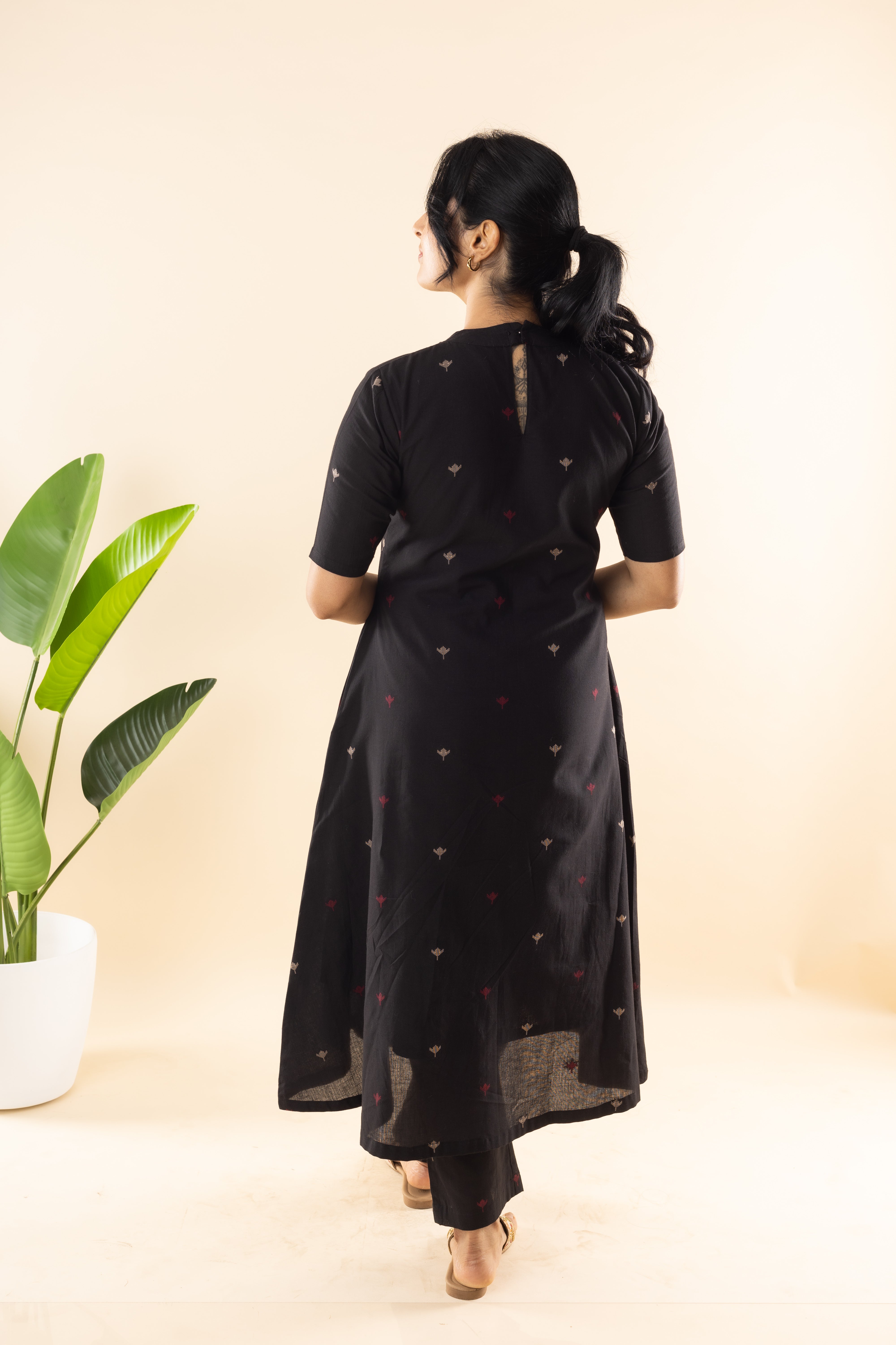 Havana - Black Handloom Cotton Kurta Set