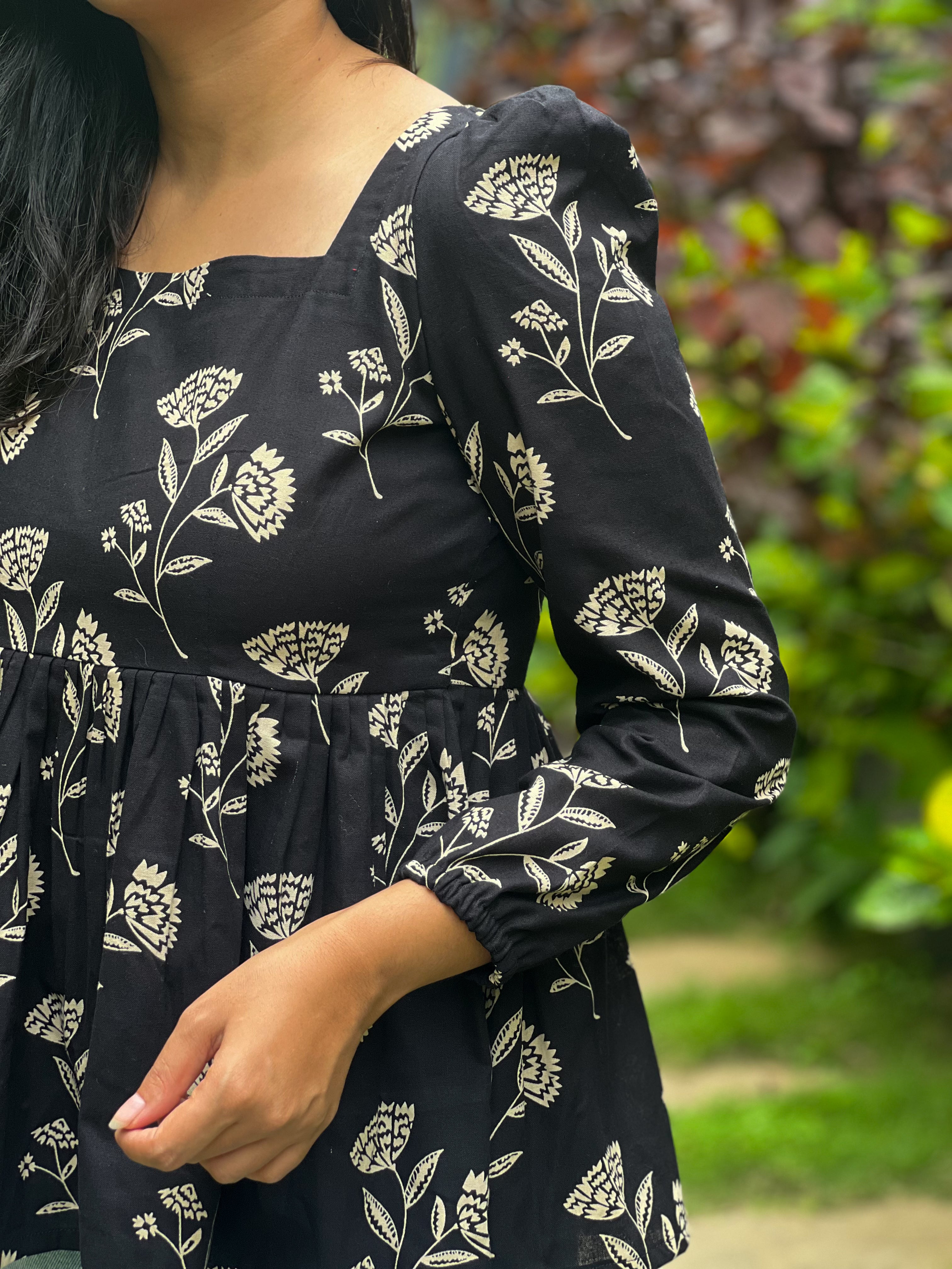 Hosanna - Black flex Cotton Top