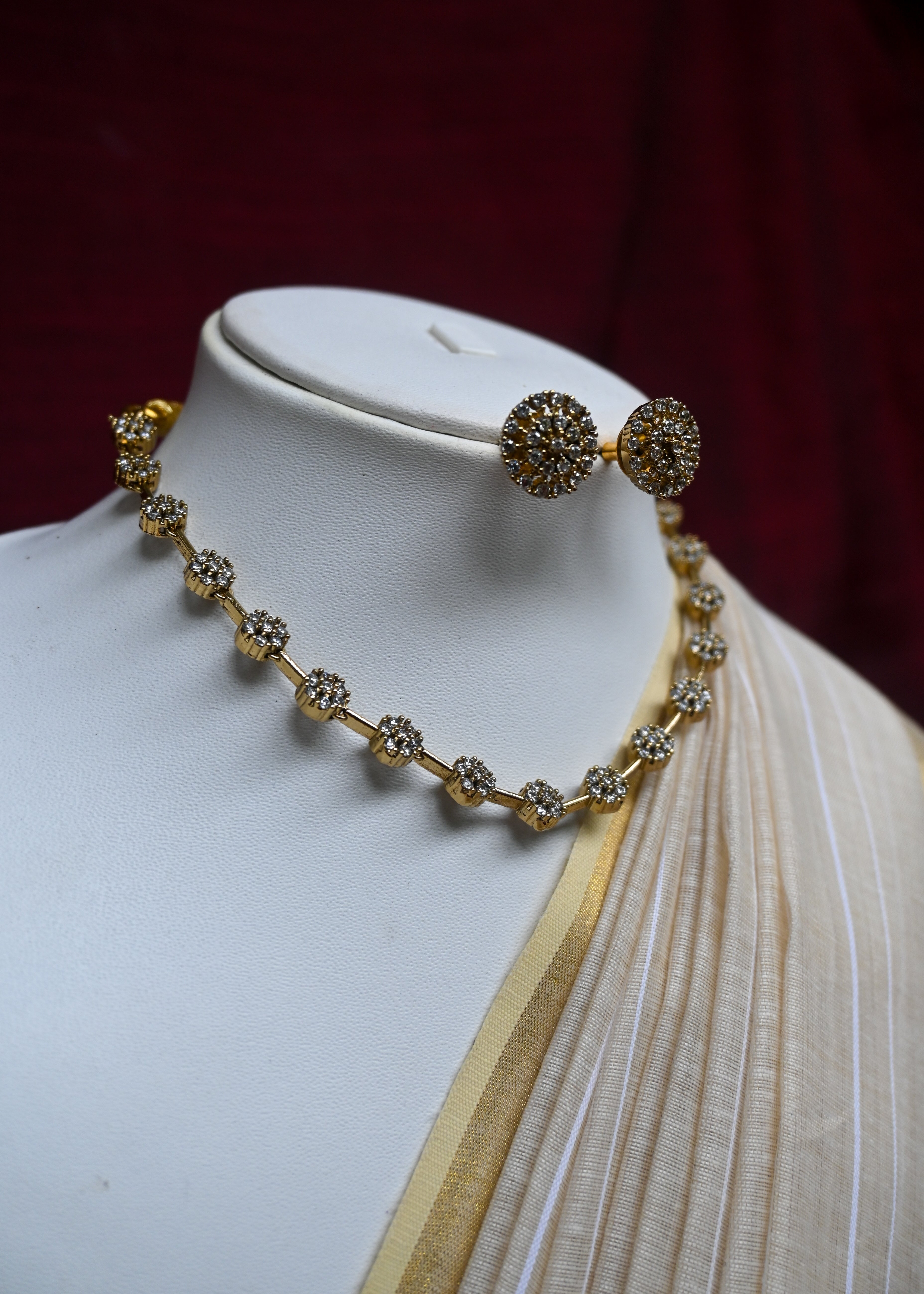 Mayra - Sprakling Floral Stone String Necklace Set