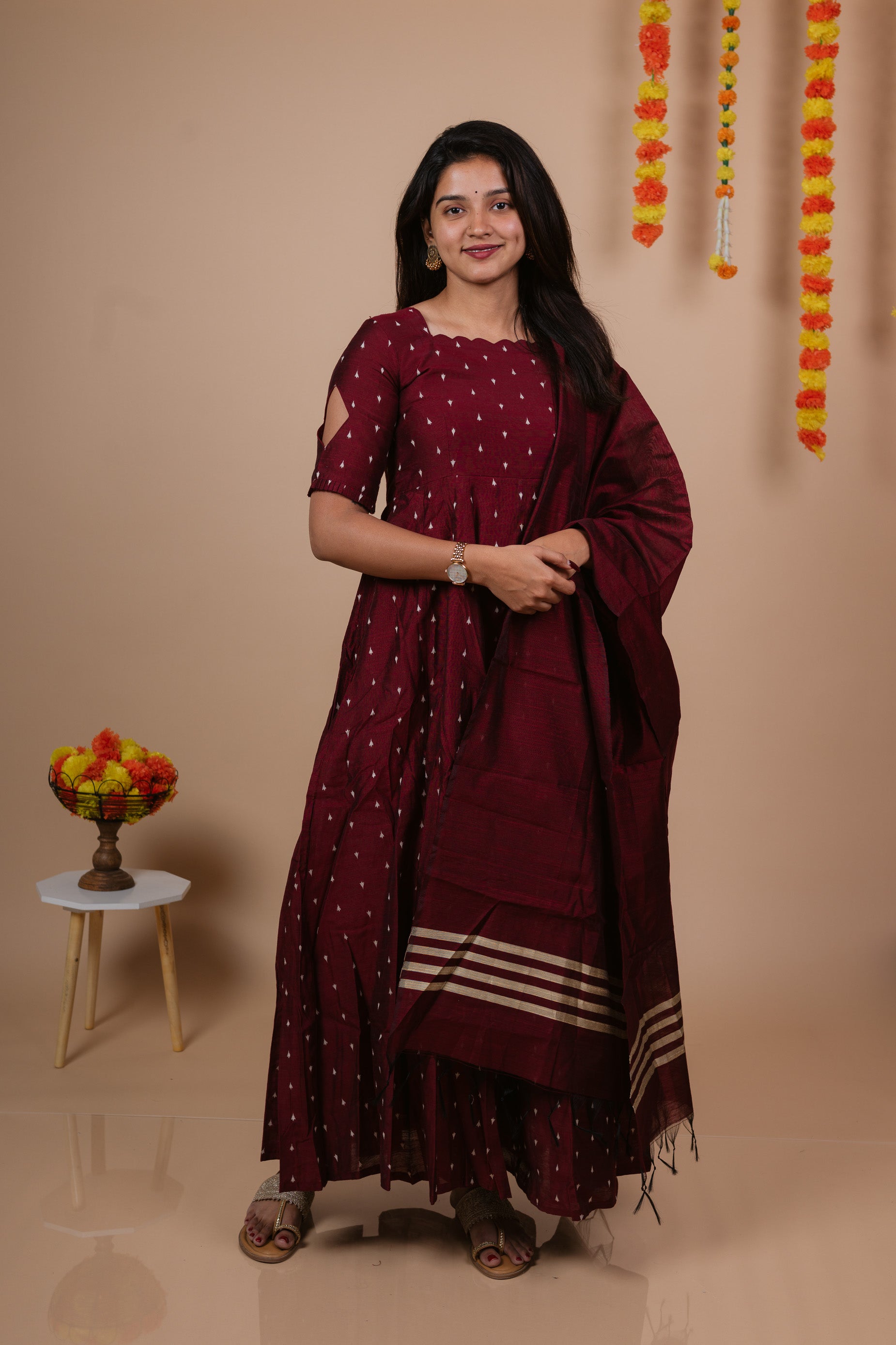 SAKHI - MAROON