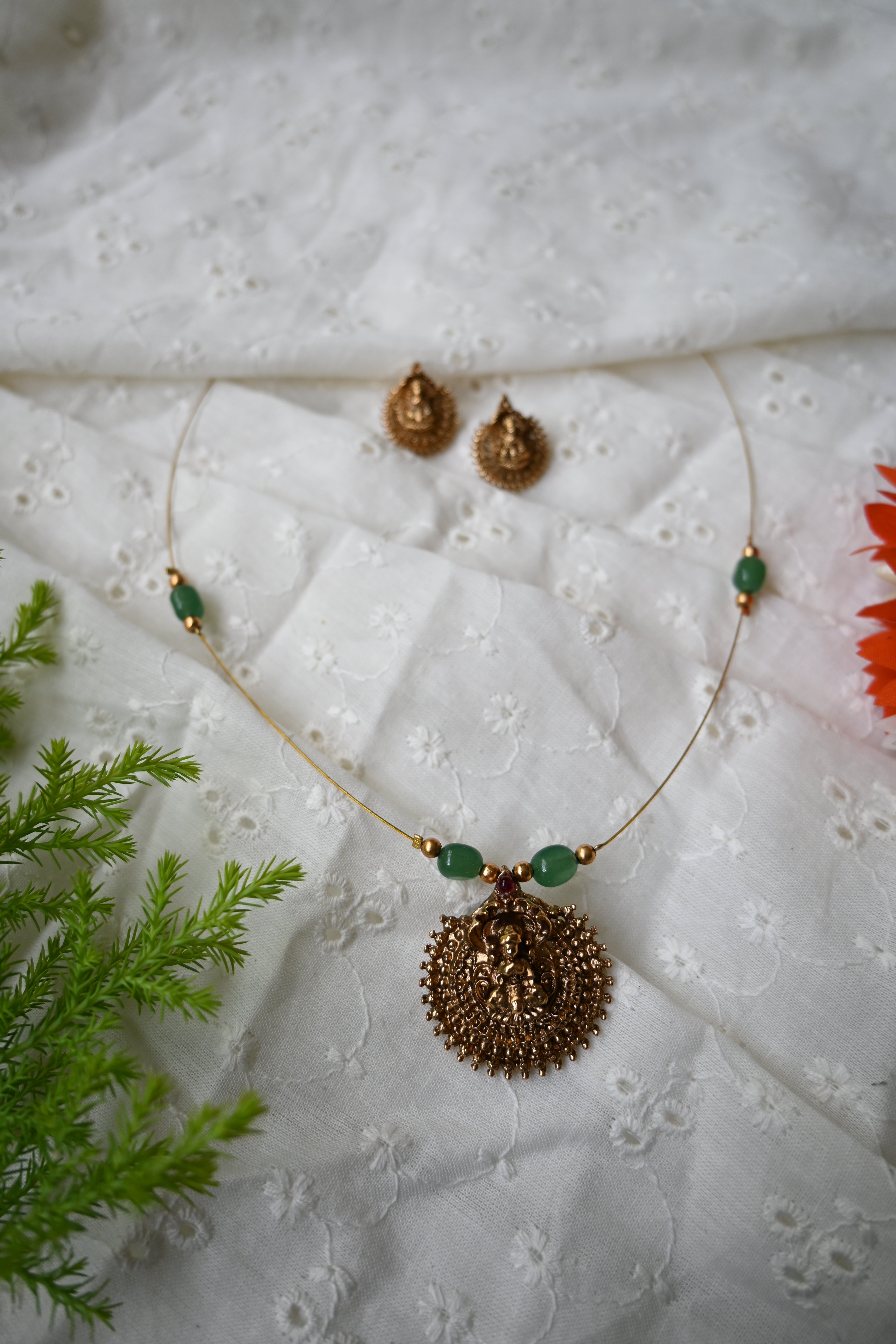 RAJESHWARI - LAKSHMI INVISIBLE CHAIN