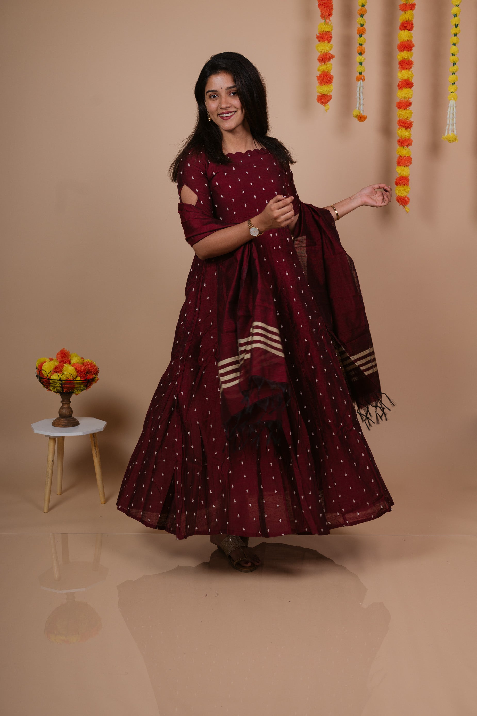 SAKHI - MAROON