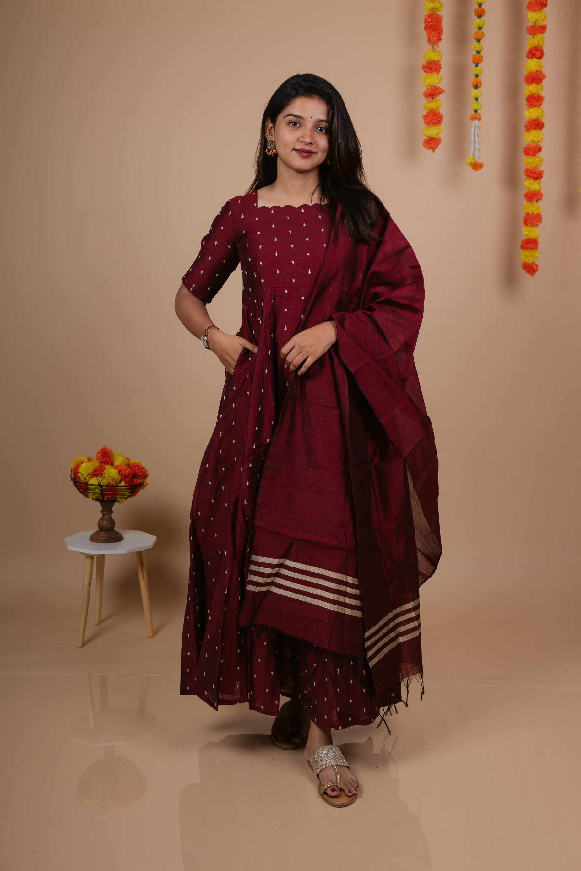 SAKHI - MAROON
