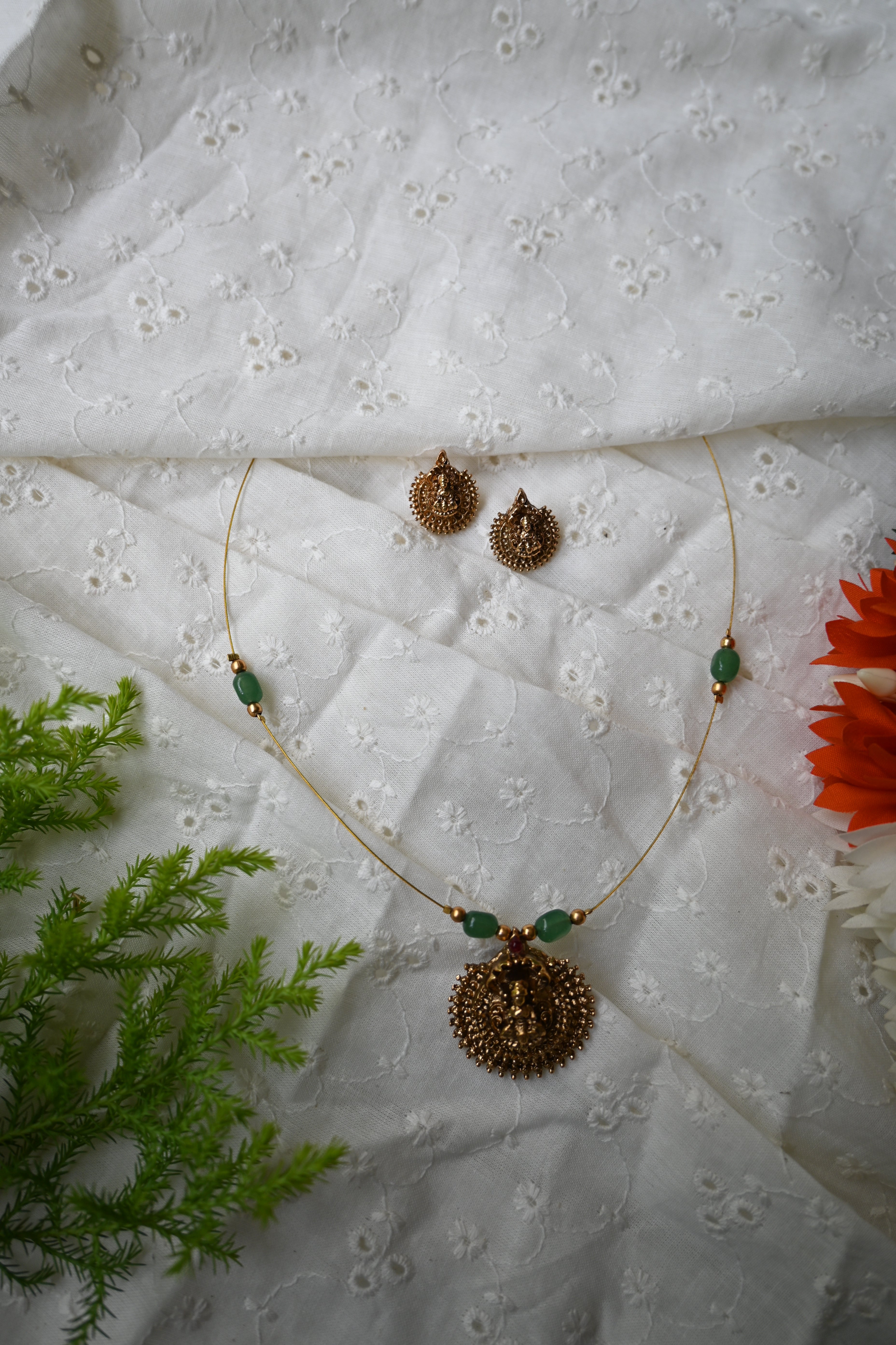 RAJESHWARI - LAKSHMI INVISIBLE CHAIN