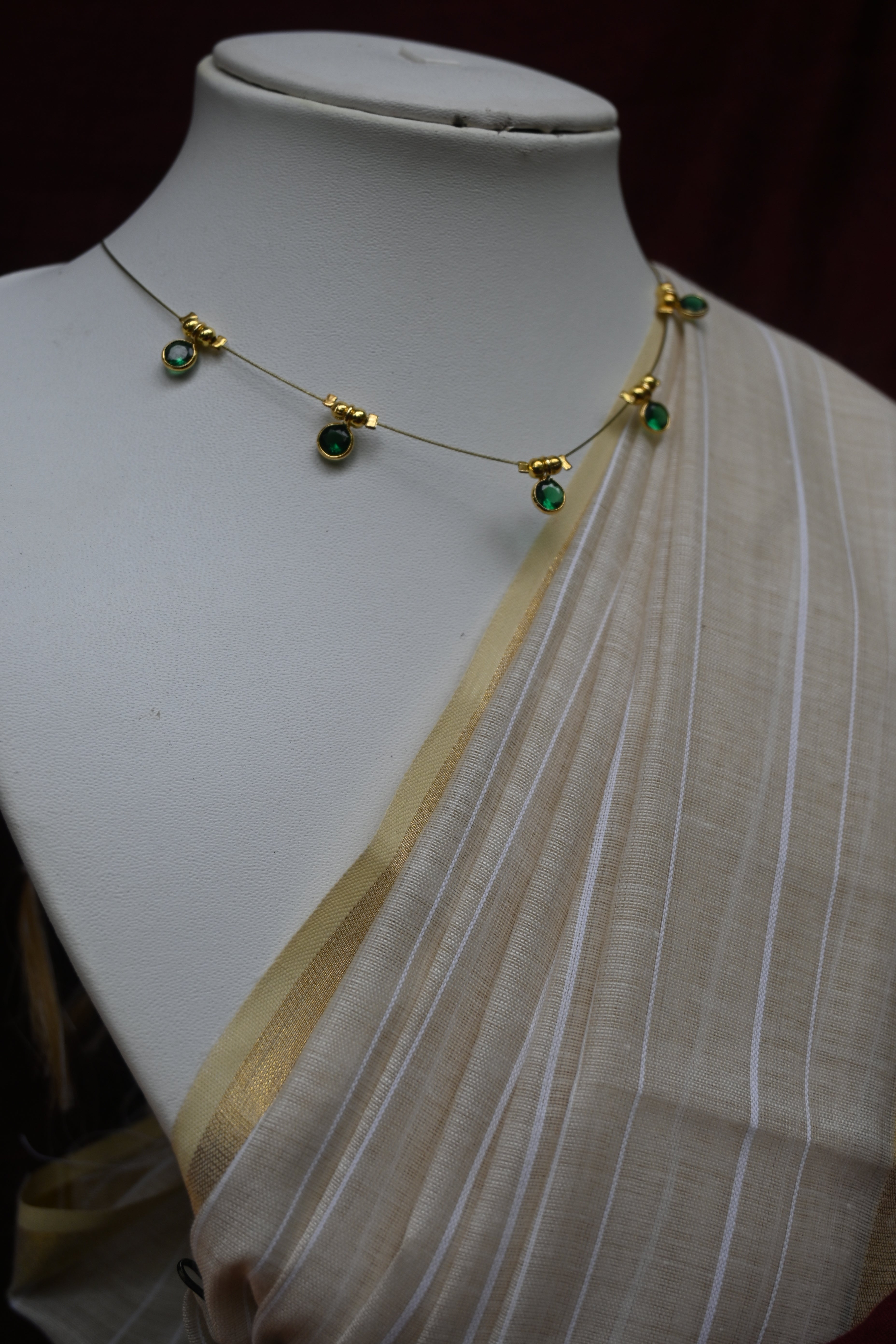 Ishani - Minimalist Green Gemstone Invisible Chain