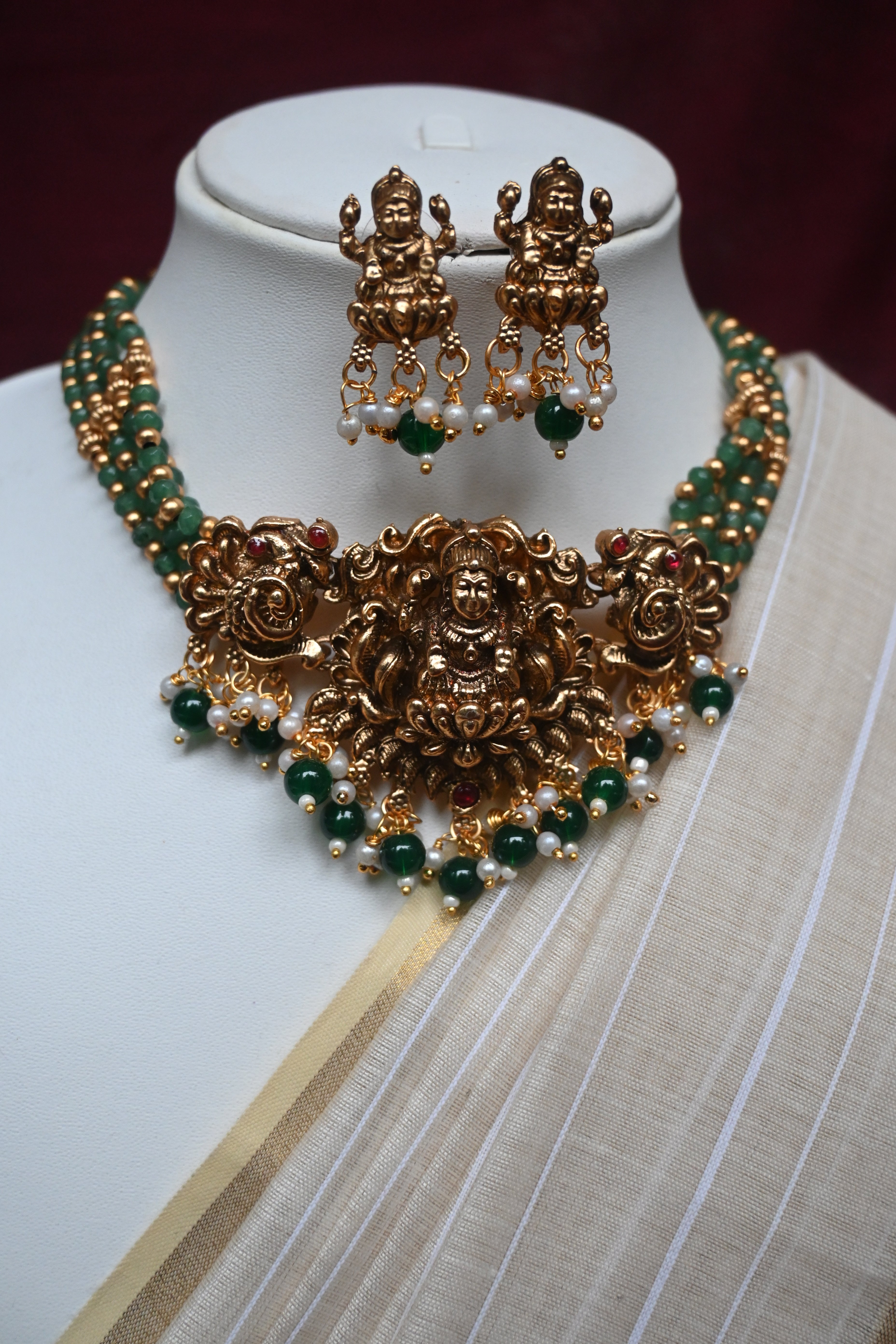 Devira - A Classic Divine Temple Choker Set